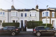 108 Harbut Road, London, Wandsworth, Greater London, SW11 2RE