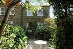 1 Willow Cottages, Richmond, Richmond Upon Thames, Greater London, TW9 3AT