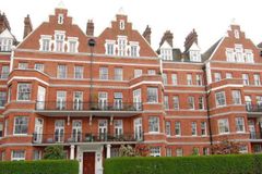 Flat 16B, Overstrand Mansions, Prince Of Wales Drive, London, Wandsworth, Greater London, SW11 4HA