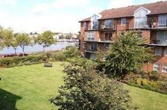 10F Thorney Crescent, London, Wandsworth, Greater London, SW11 3TR