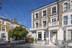 18 Carlyle Square, London, Kensington And Chelsea, Greater London, SW3 6EX
