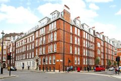 Flat 40, Westminster Mansions, Great Smith Street, London, City Of Westminster, Greater London, SW1P 3BP