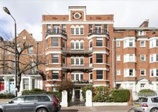 Flat 1, Cranbourne Court, Albert Bridge Road, Battersea, London, Wandsworth, Greater London, SW11 4PE