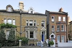 The Lower Ground Floor Flat At, 67 Parkgate Road, London, Wandsworth, Greater London, SW11 4NU