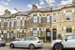 4 Harbut Road, London, Wandsworth, Greater London, SW11 2RB