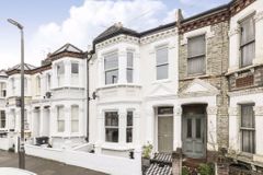 105 Sugden Road, London, Wandsworth, Greater London, SW11 5ED