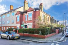 38 Rookstone Road, London, Wandsworth, Greater London, SW17 9NQ