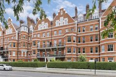 Flat 15B, Overstrand Mansions, Prince Of Wales Drive, London, Wandsworth, Greater London, SW11 4HA