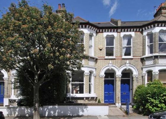 119 Lavender Sweep, London, Wandsworth, Greater London, SW11 1EA