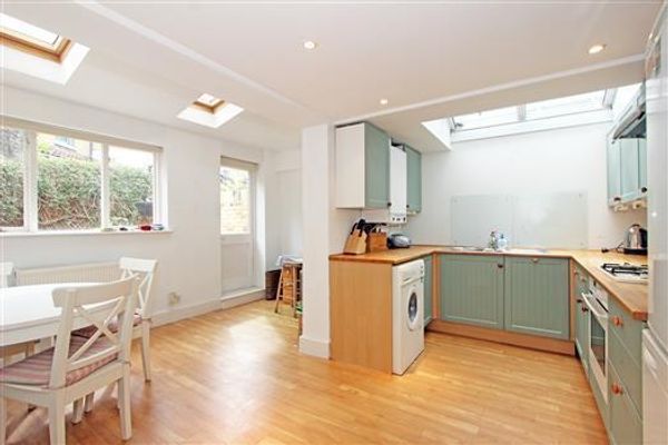 First Floor Flat At, 40 Rowena Crescent, London, Wandsworth, Greater London, SW11 2PT
