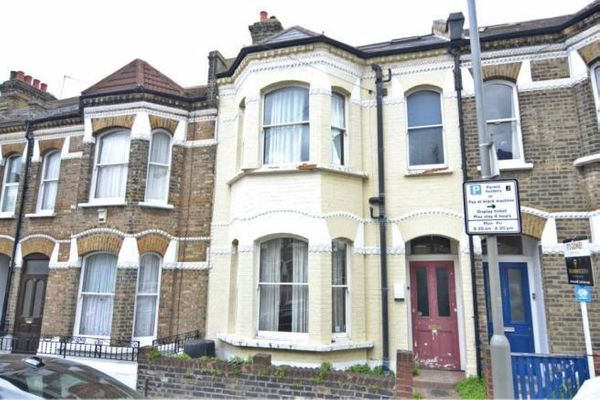 24 Harbut Road, London, Wandsworth, Greater London, SW11 2RB