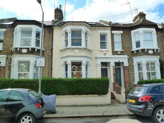 122 Harbut Road, London, Wandsworth, Greater London, SW11 2RE