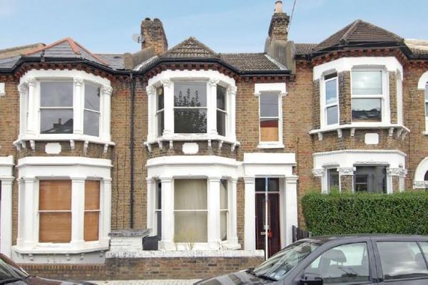 119 Harbut Road, London, Wandsworth, Greater London, SW11 2RD