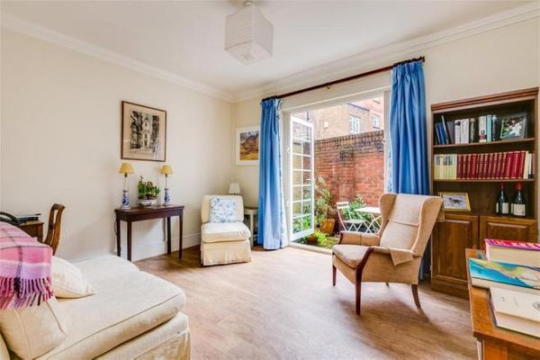 20 Balvaird Place, London, City Of Westminster, Greater London, SW1V 3SN