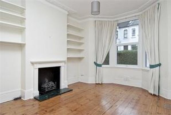 The Ground Floor Flat At, 147 Harbut Road, London, Wandsworth, Greater London, SW11 2RD