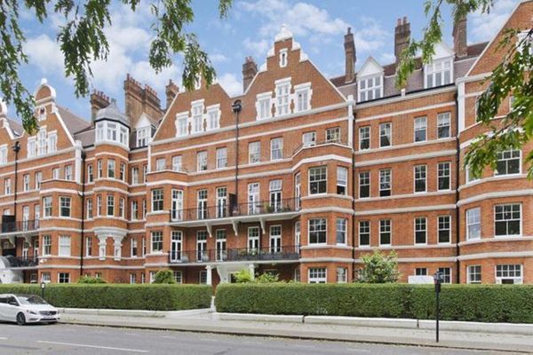 Flat 15B, Overstrand Mansions, Prince Of Wales Drive, London, Wandsworth, Greater London, SW11 4HA