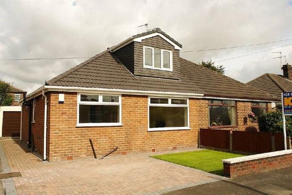 Property valuation for 24 Teasdale Close, Chadderton, Oldham, Greater