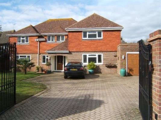 Property Valuation For Panache Popps Lane Bexhill On Sea Rother East Sussex Tn39 3bl The Move Market