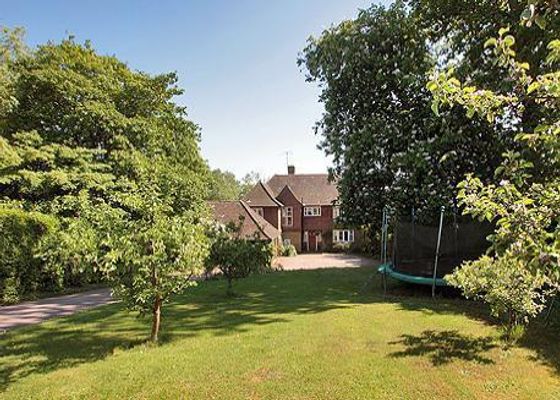 Property Valuation For The Orchard Broad Street Cuckfield Haywards Heath Mid Sussex West Sussex Rh17 5ll The Move Market