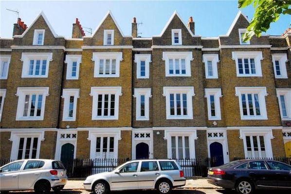 Property valuation - The First Floor Flat At, 37 Lonsdale Square