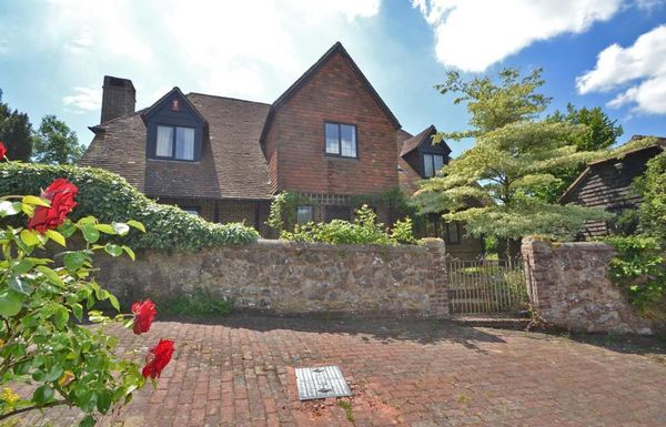Property valuation for Lee's Orchard, East Street, Amberley, Arundel,  Horsham, BN18 9NN | The Move Market