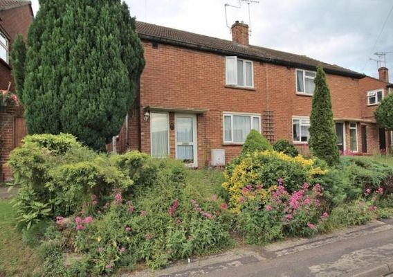 Property valuation - 16 Cotswold Crescent, Chelmsford, CM1 2HS